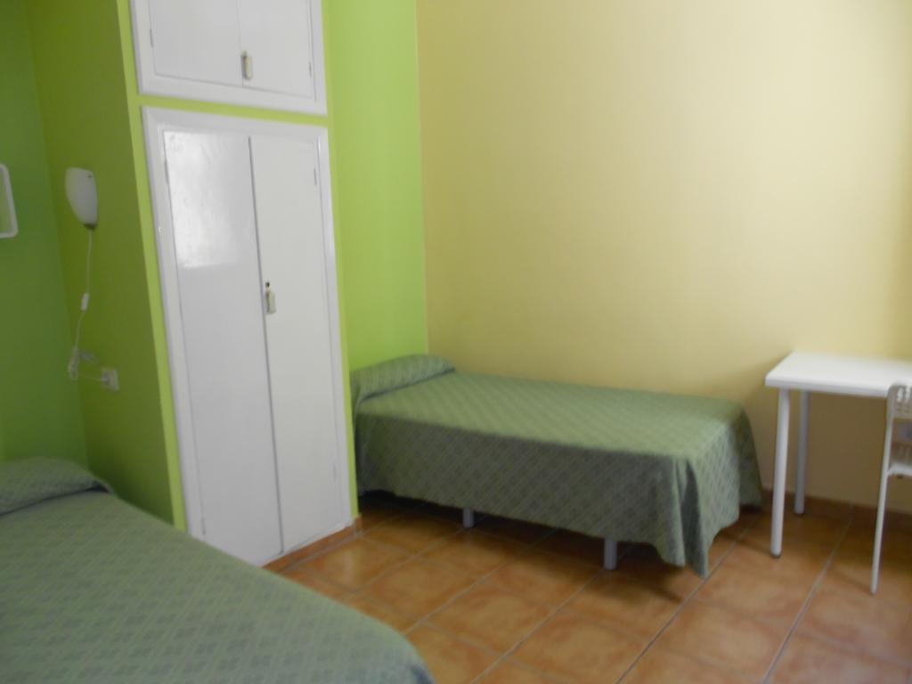 Pension Mova Santa Cruz de Tenerife Bagian luar foto