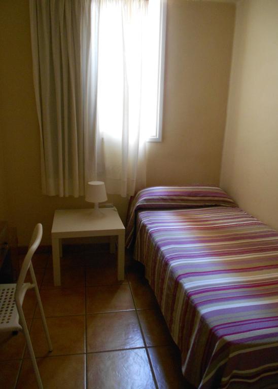 Pension Mova Santa Cruz de Tenerife Ruang foto