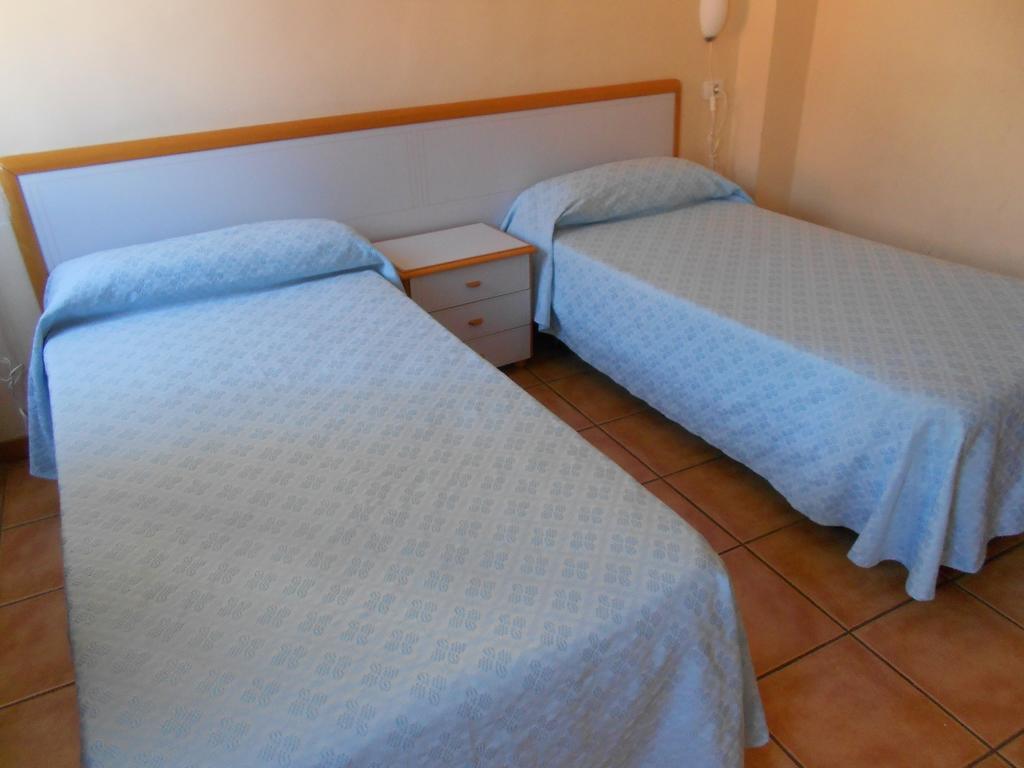 Pension Mova Santa Cruz de Tenerife Ruang foto