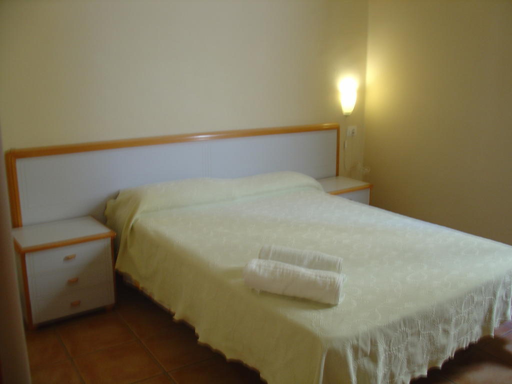 Pension Mova Santa Cruz de Tenerife Ruang foto